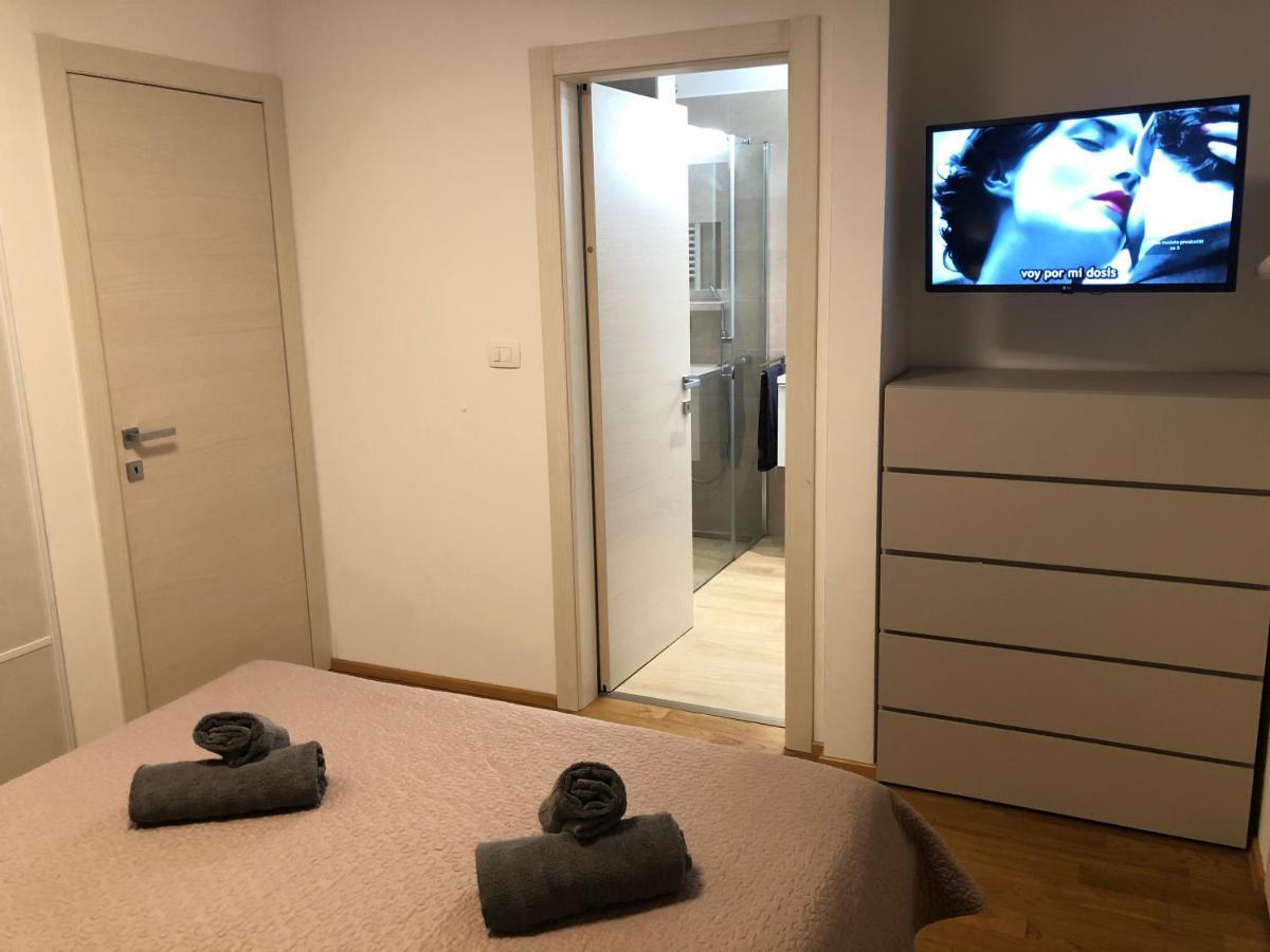 Sunny Apartment Ana Medulin Ngoại thất bức ảnh