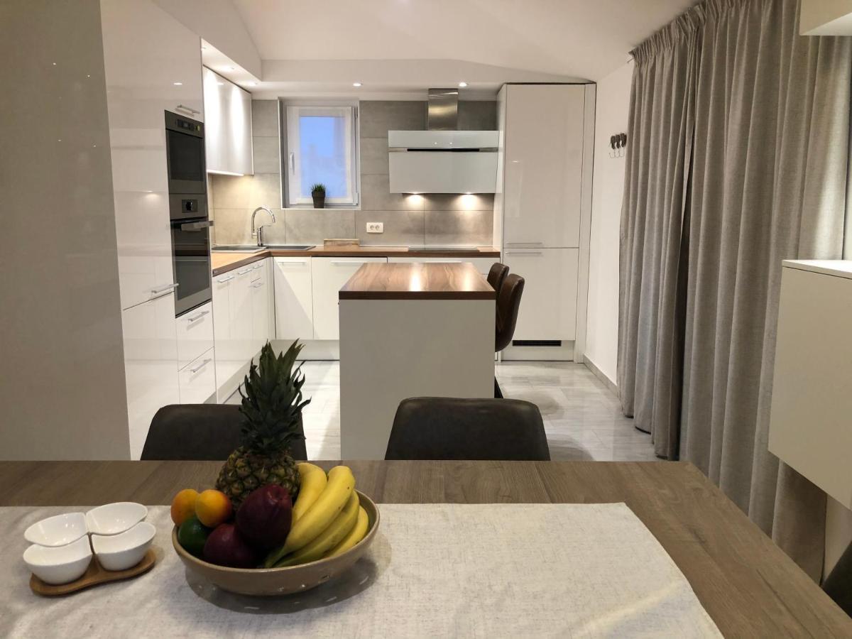Sunny Apartment Ana Medulin Ngoại thất bức ảnh